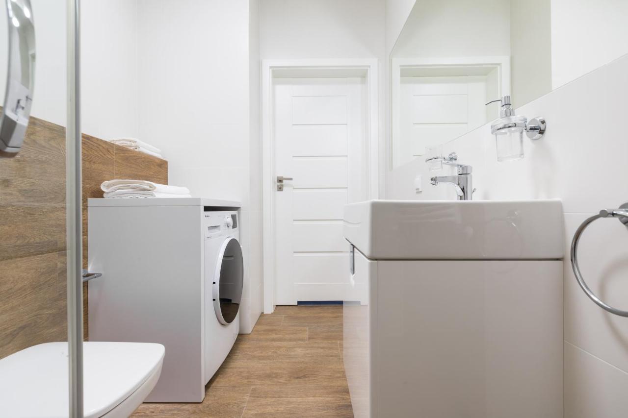Luksusowy Apartament Przy Targach Poznań Eksteriør bilde