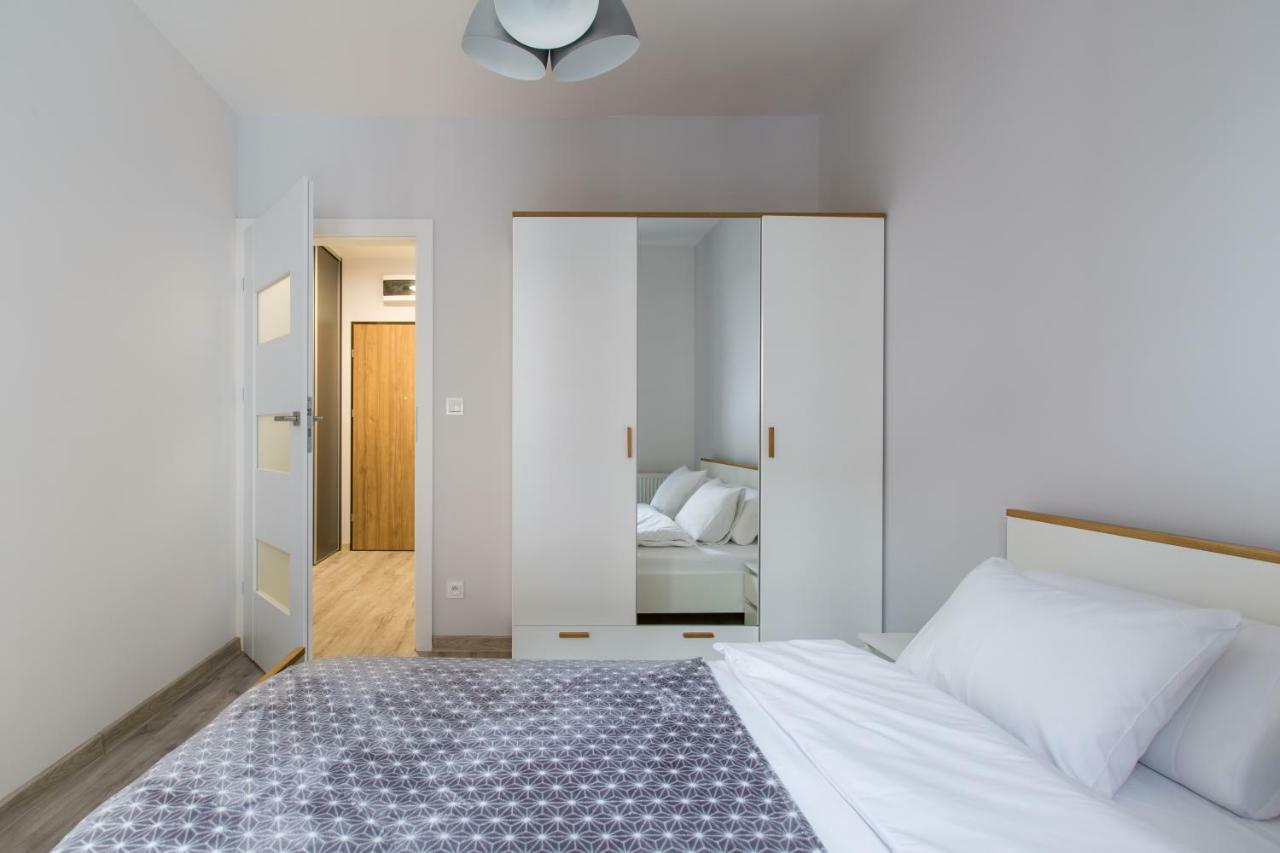 Luksusowy Apartament Przy Targach Poznań Eksteriør bilde